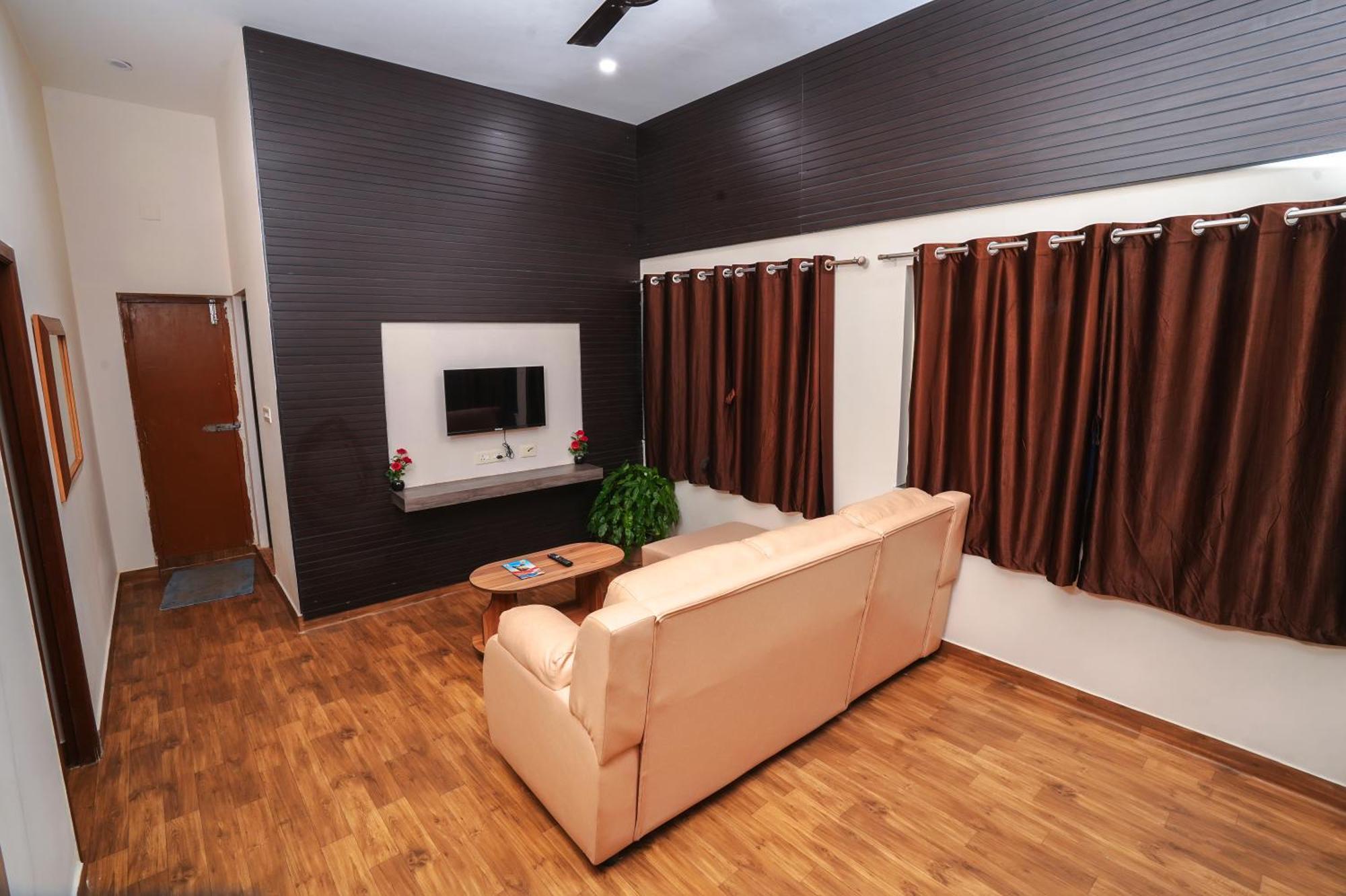 Auro Wellness Castle Hotel Pondicherry Ngoại thất bức ảnh