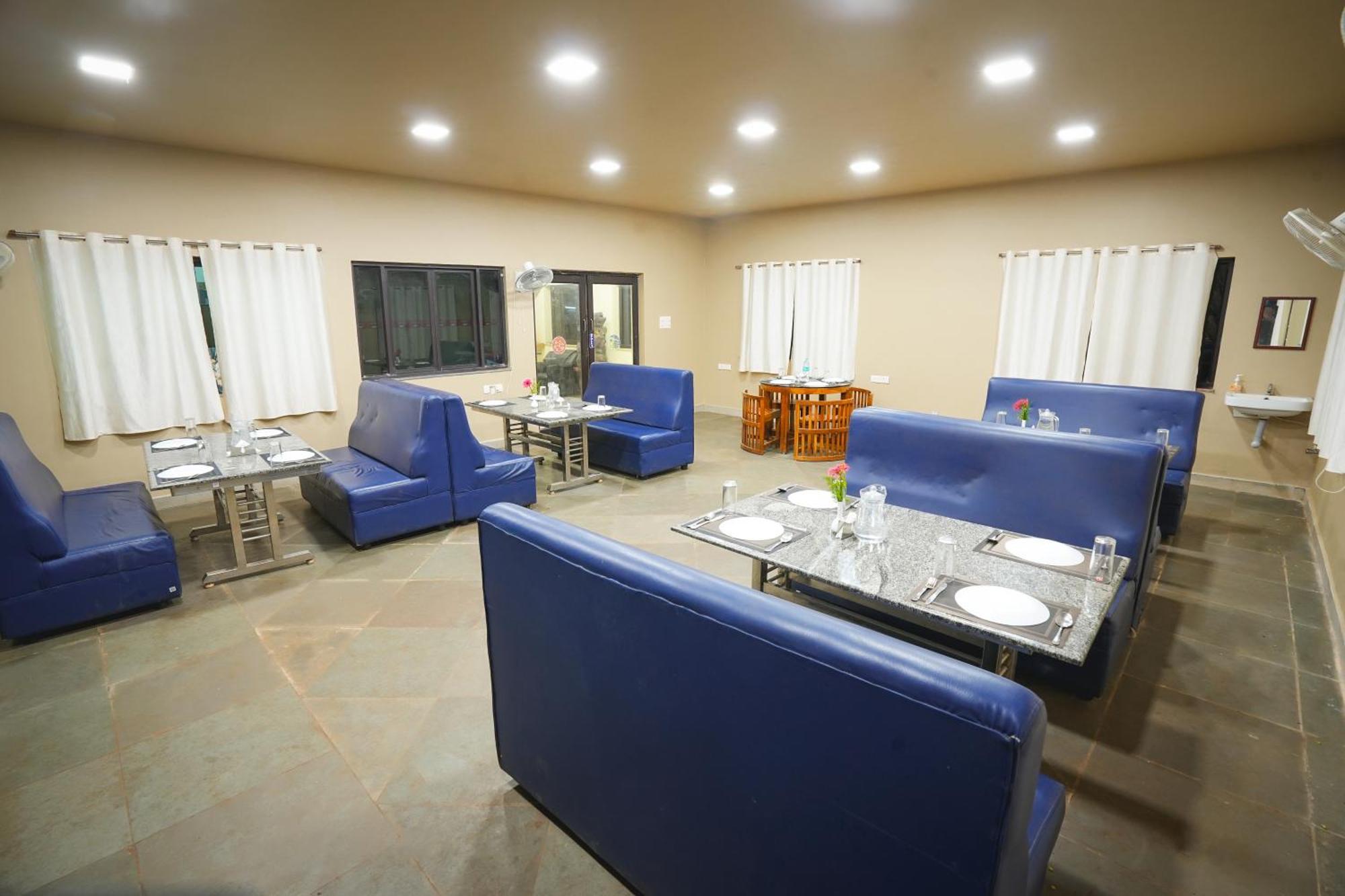 Auro Wellness Castle Hotel Pondicherry Ngoại thất bức ảnh